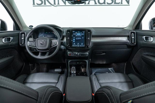 new 2026 Volvo XC40 car, priced at $50,150