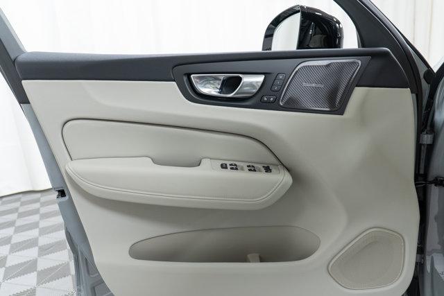 new 2026 Volvo XC60 Plug-In Hybrid car, priced at $75,235