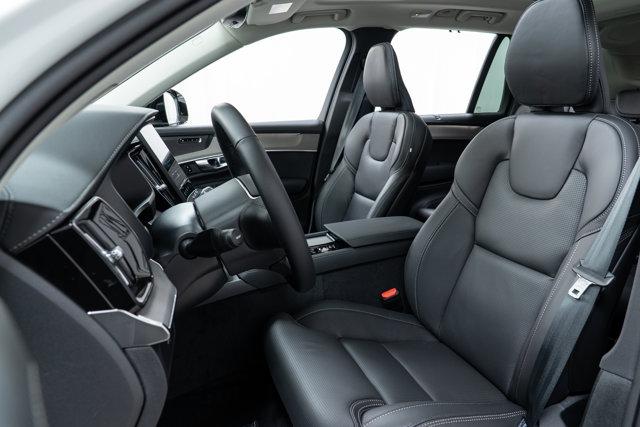 new 2026 Volvo XC90 car, priced at $76,105