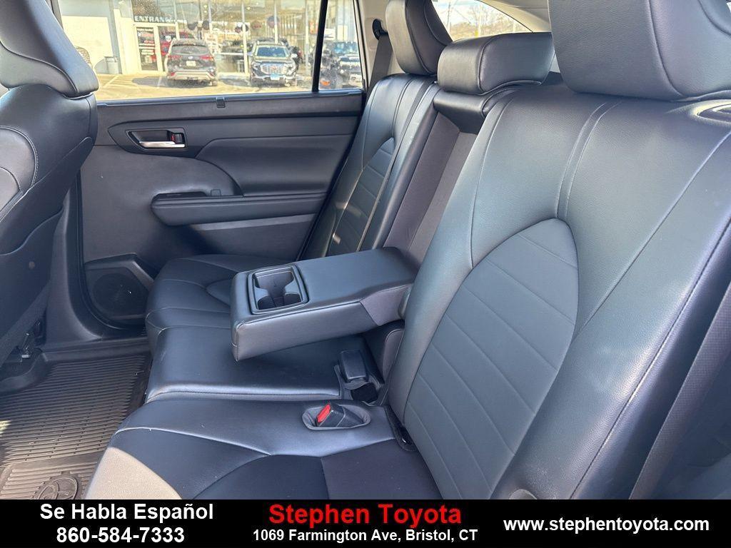 used 2023 Toyota Highlander car, priced at $38,598