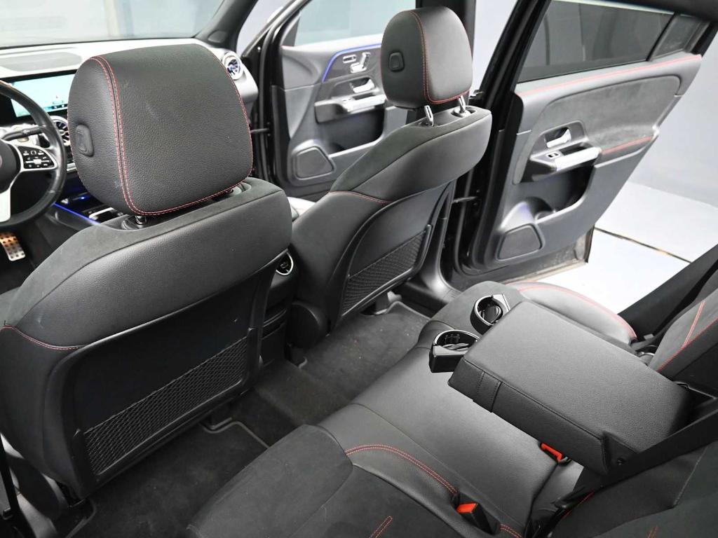 used 2022 Mercedes-Benz GLB 250 car, priced at $26,949