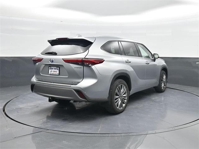 used 2022 Toyota Highlander Hybrid car, priced at $40,949