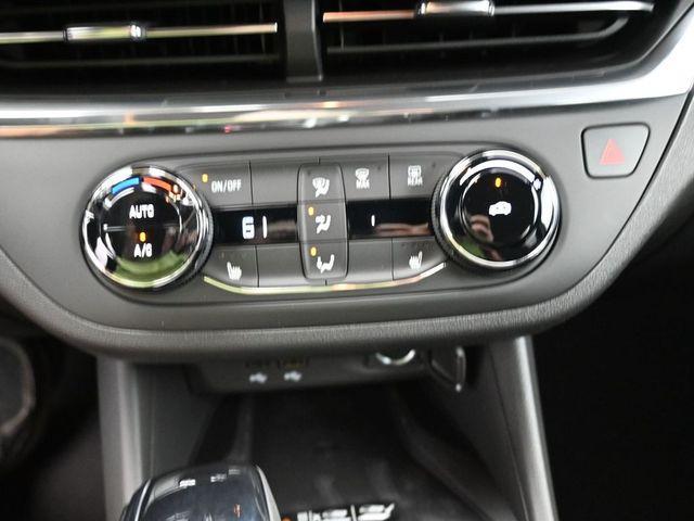 new 2025 Buick Envista car, priced at $24,000