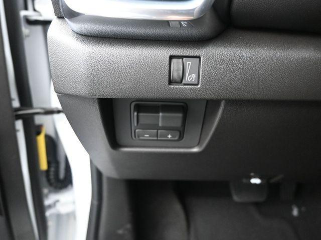 new 2026 GMC Canyon car, priced at $43,250