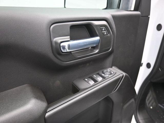 new 2026 GMC Sierra 1500 car, priced at $44,250