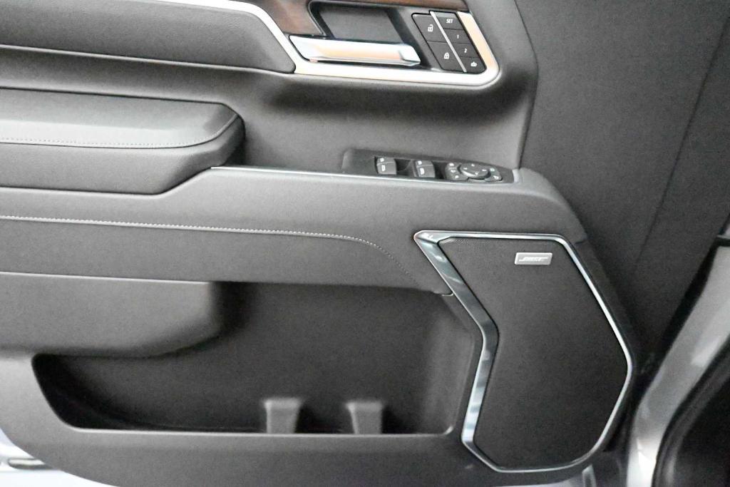 new 2026 GMC Sierra 2500 car, priced at $77,999
