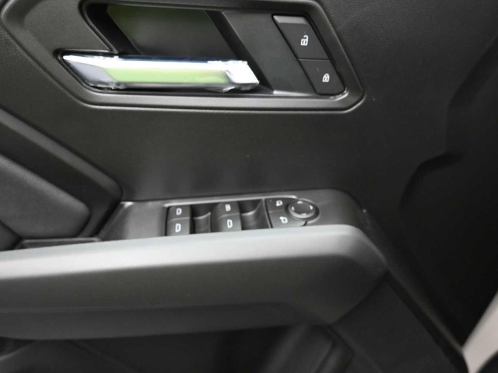 new 2026 GMC Canyon car, priced at $43,250