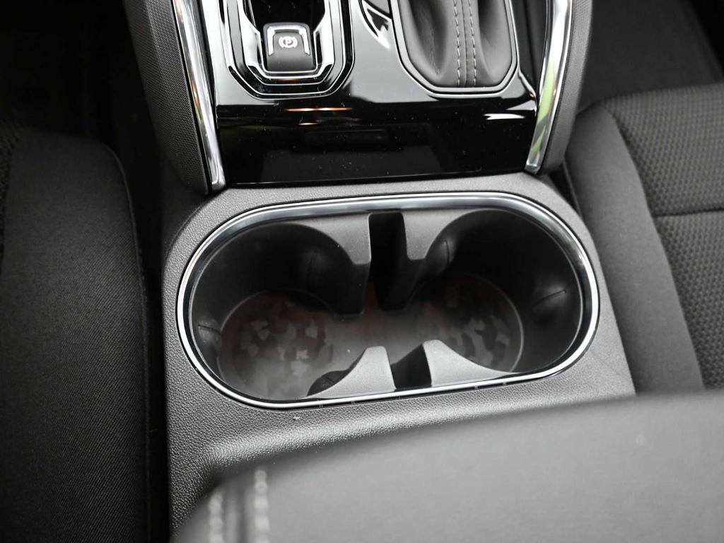 new 2026 GMC Canyon car, priced at $43,250