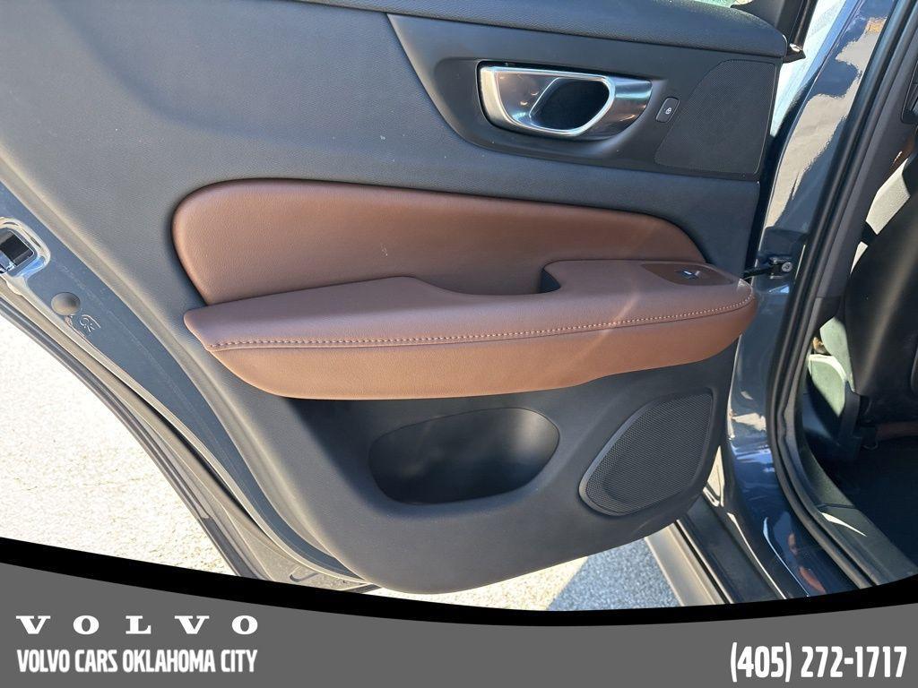 used 2025 Volvo V60 Cross Country car, priced at $36,500