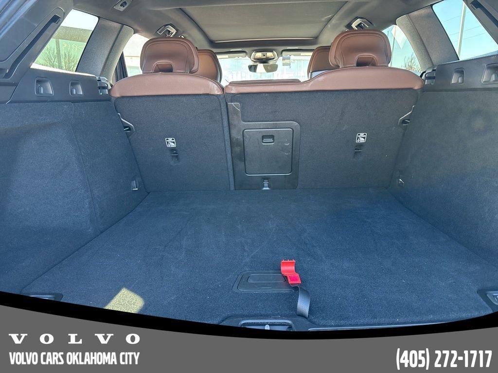 used 2025 Volvo V60 Cross Country car, priced at $36,500