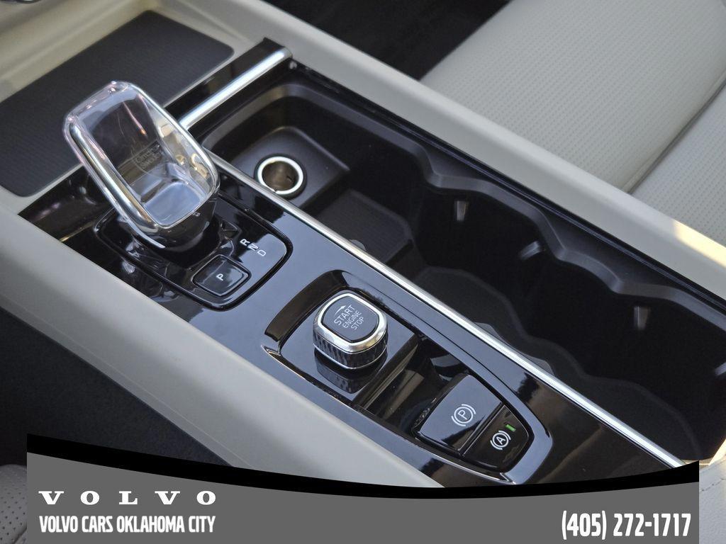 new 2026 Volvo XC60 car, priced at $63,935