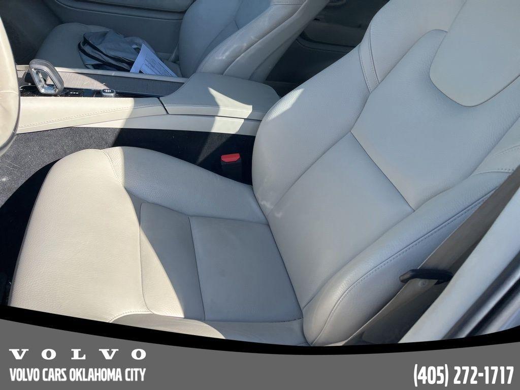 used 2024 Volvo XC90 car, priced at $43,500
