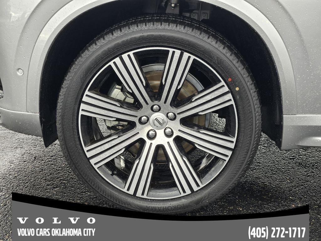 used 2022 Volvo XC90 car, priced at $37,400