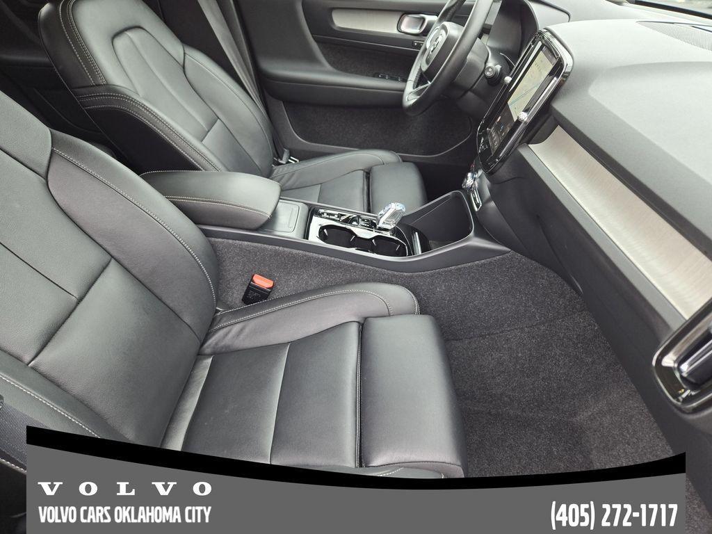 used 2025 Volvo XC40 car, priced at $32,900