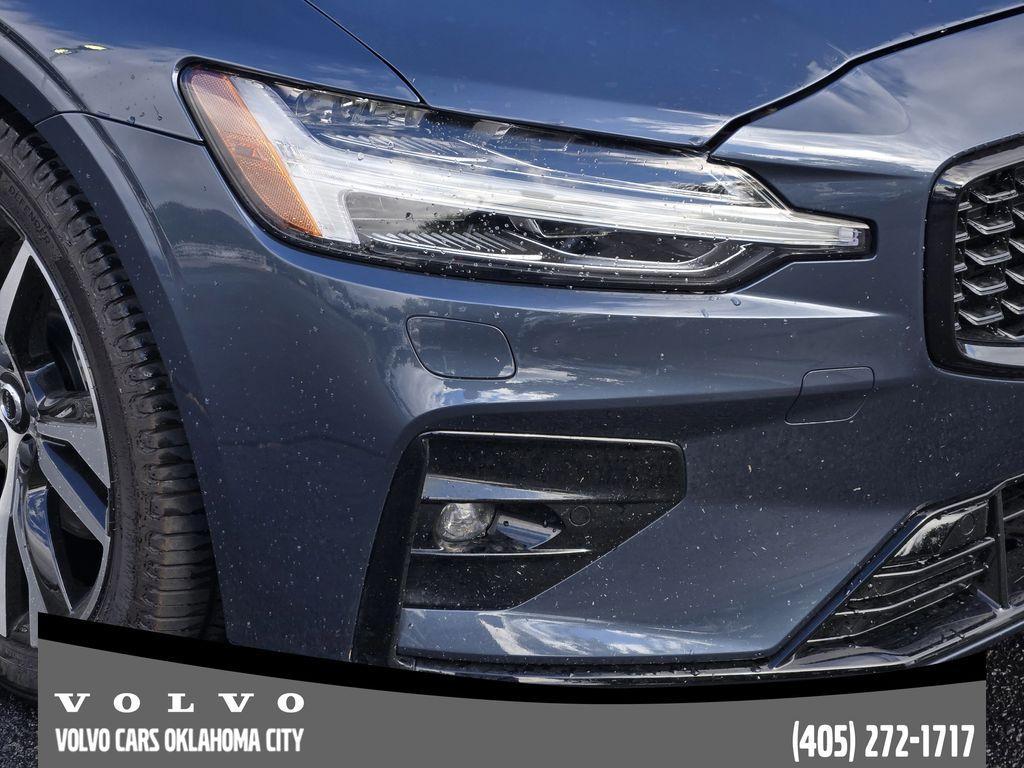 used 2023 Volvo S60 car, priced at $17,300