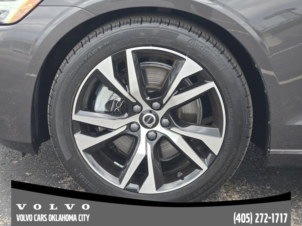 used 2025 Volvo S60 car, priced at $32,719