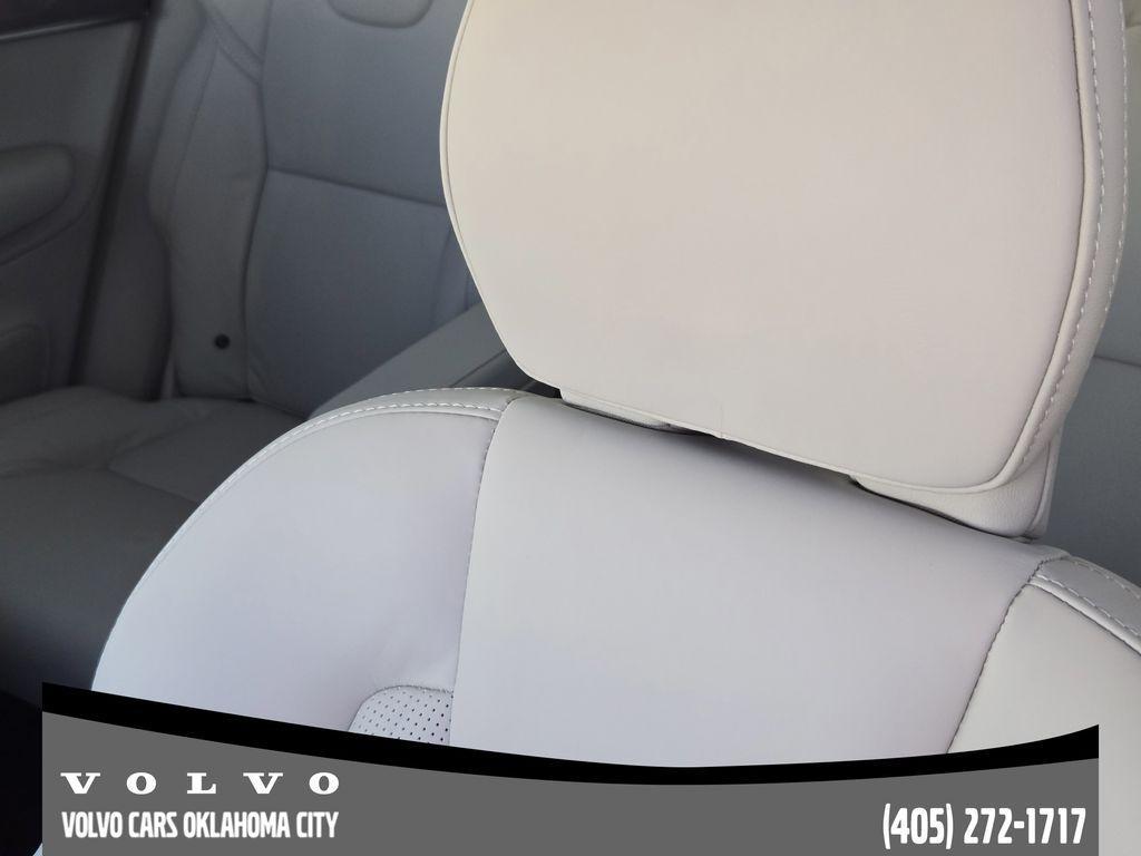 new 2026 Volvo XC90 car, priced at $77,190