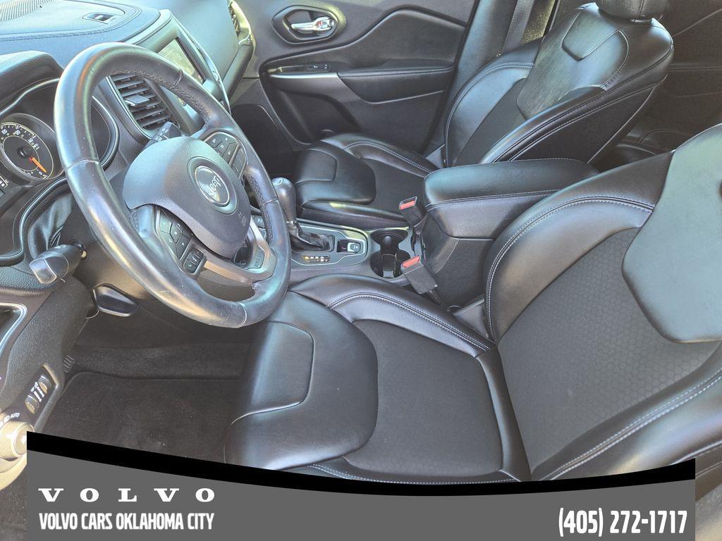 used 2019 Jeep Cherokee car, priced at $16,400