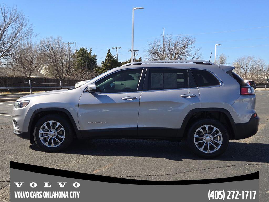 used 2019 Jeep Cherokee car, priced at $16,400