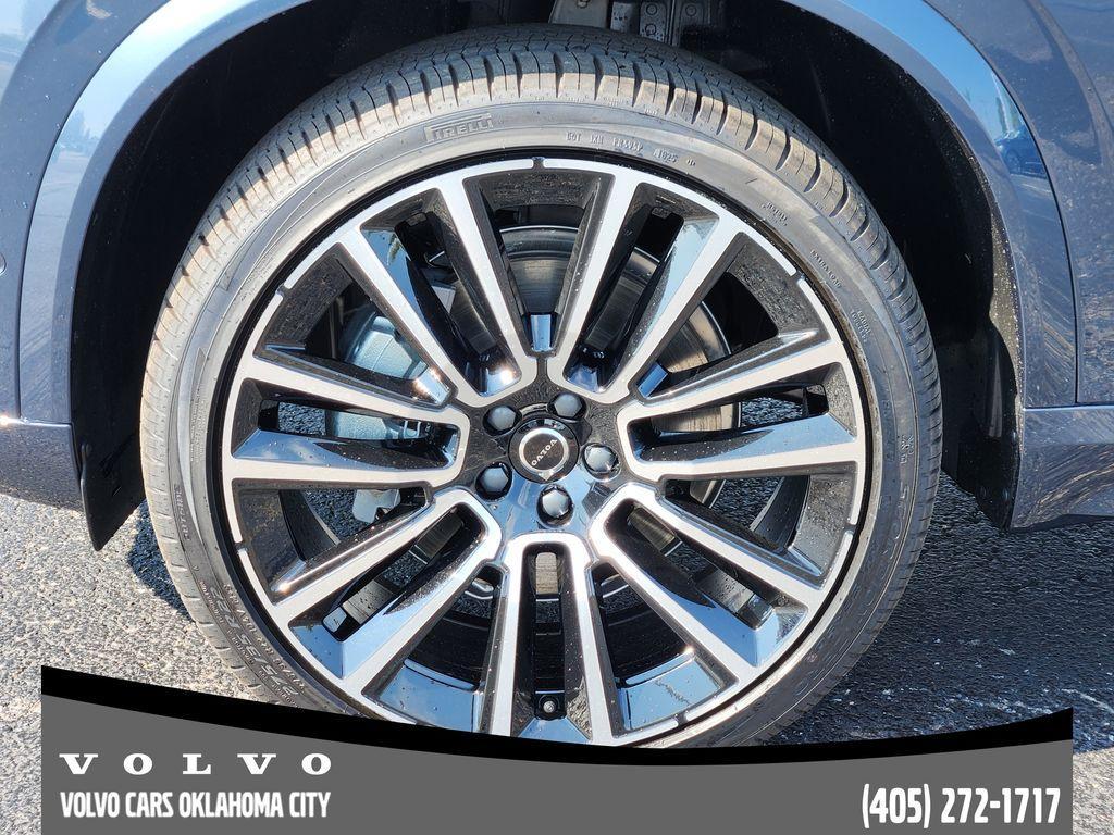 used 2026 Volvo XC90 car, priced at $78,269