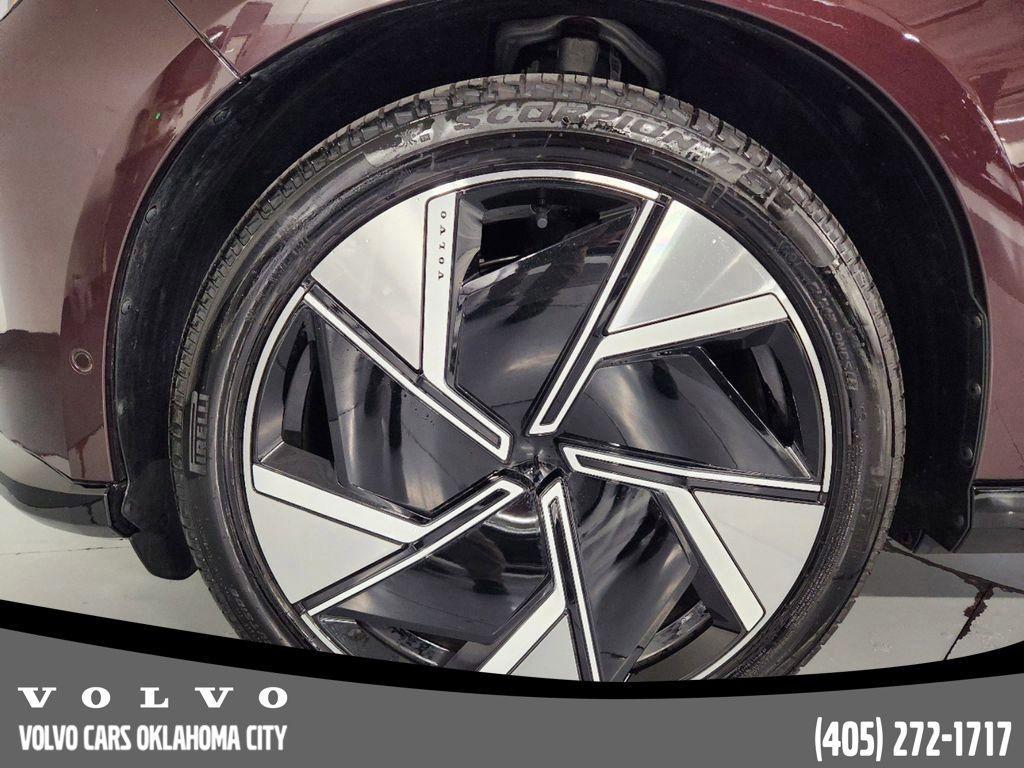 new 2025 Volvo EX90 car, priced at $95,140