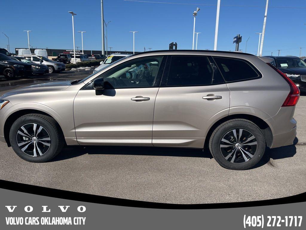 used 2025 Volvo XC60 car, priced at $34,400