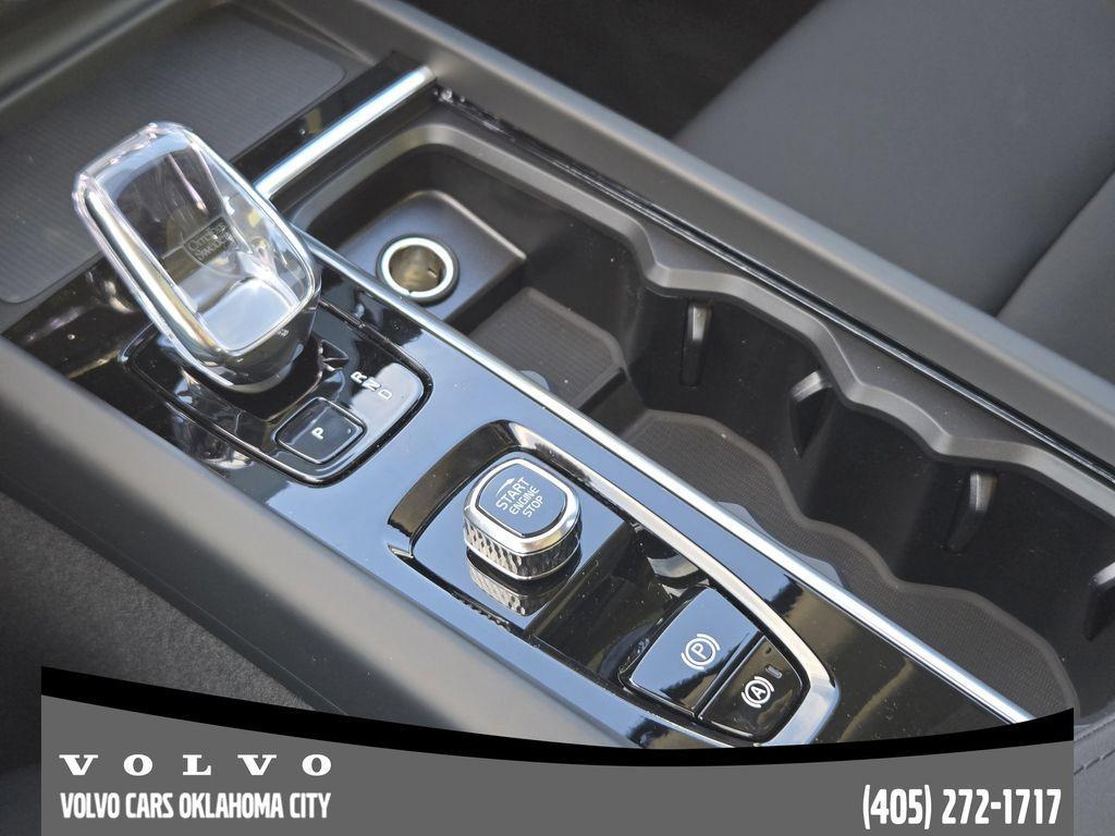 new 2026 Volvo XC60 car, priced at $60,220