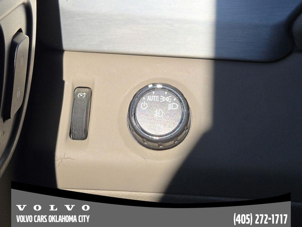 used 2015 GMC Yukon XL car, priced at $14,500