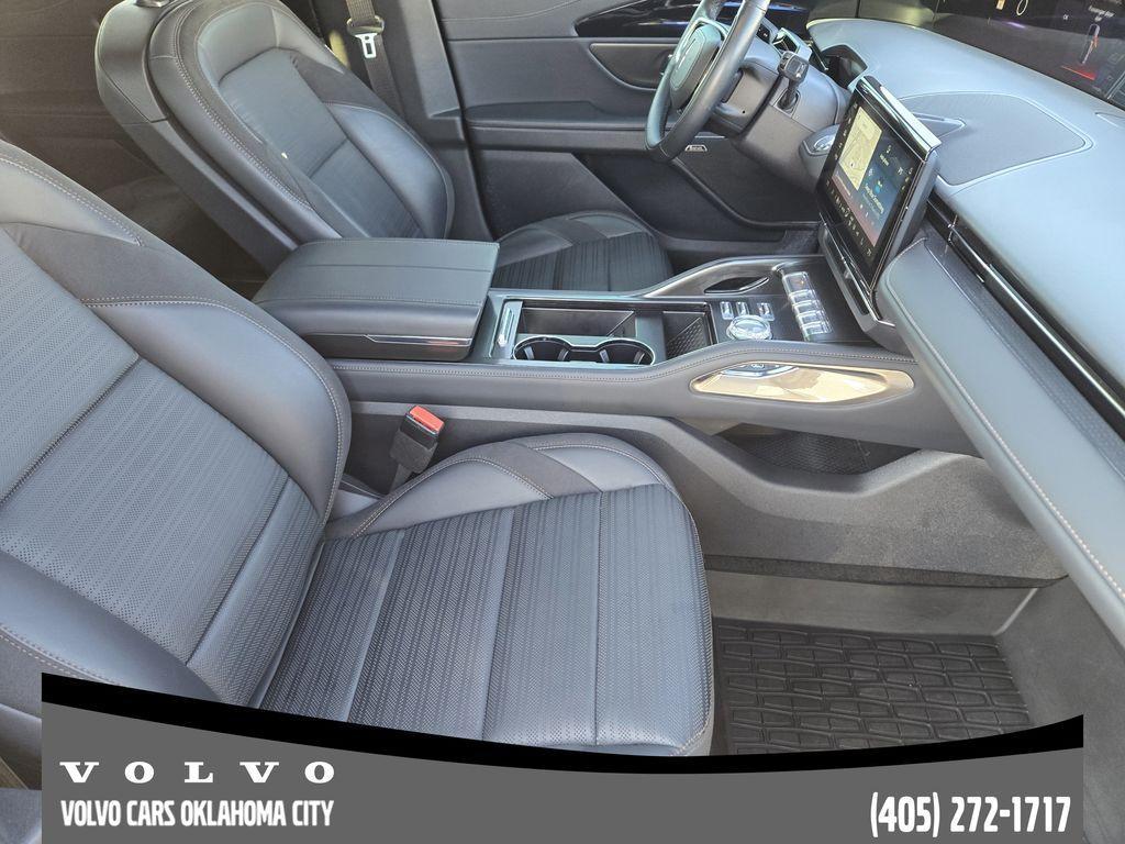 used 2024 Lincoln Nautilus car, priced at $49,500