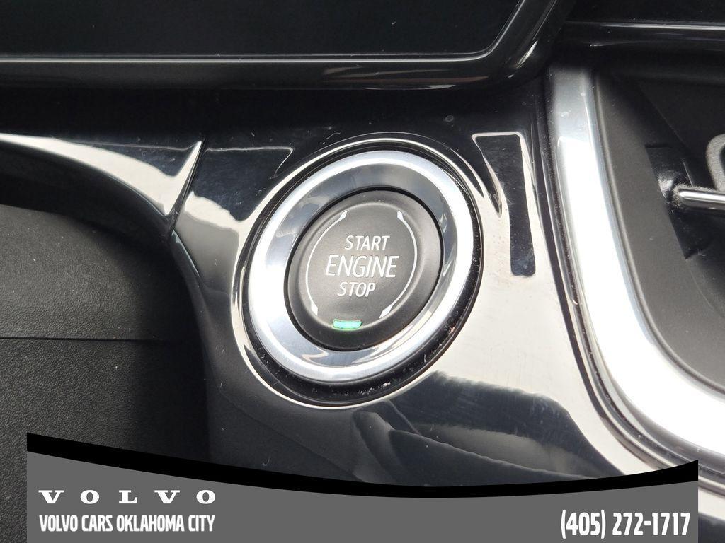 used 2024 Chevrolet Trax car, priced at $20,000