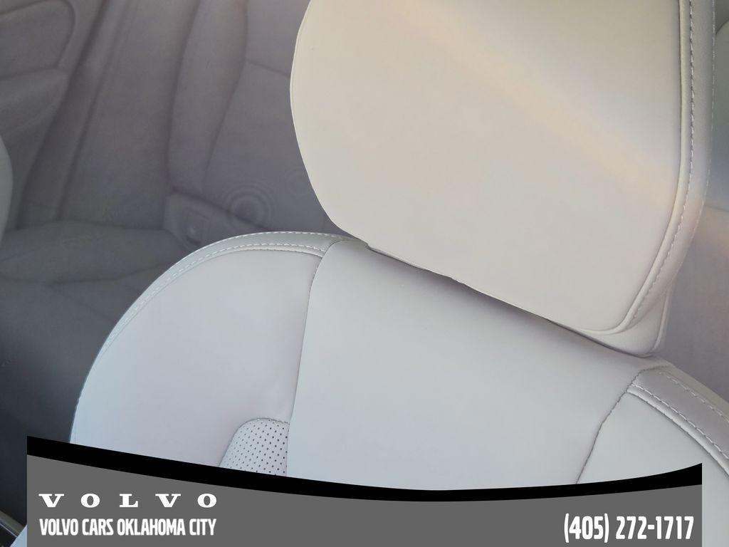 new 2026 Volvo XC60 car, priced at $65,370