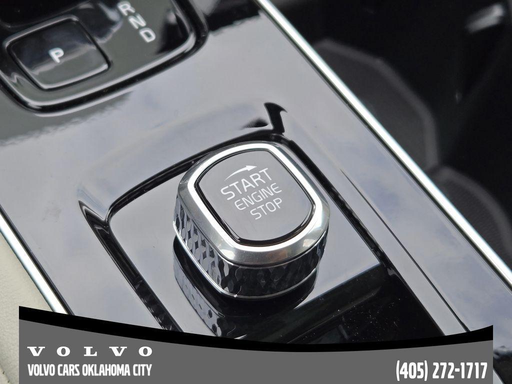 used 2026 Volvo XC90 car, priced at $76,549