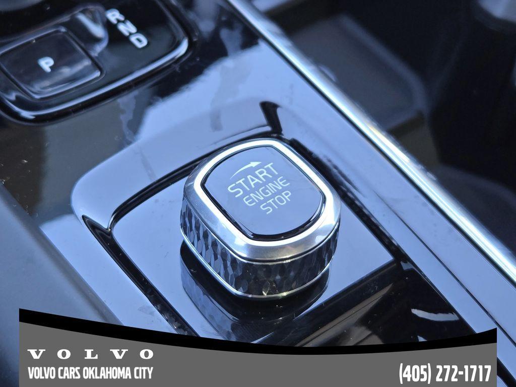 new 2026 Volvo XC60 car, priced at $57,985