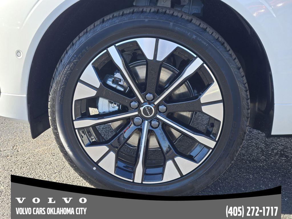 new 2026 Volvo XC60 car, priced at $57,985
