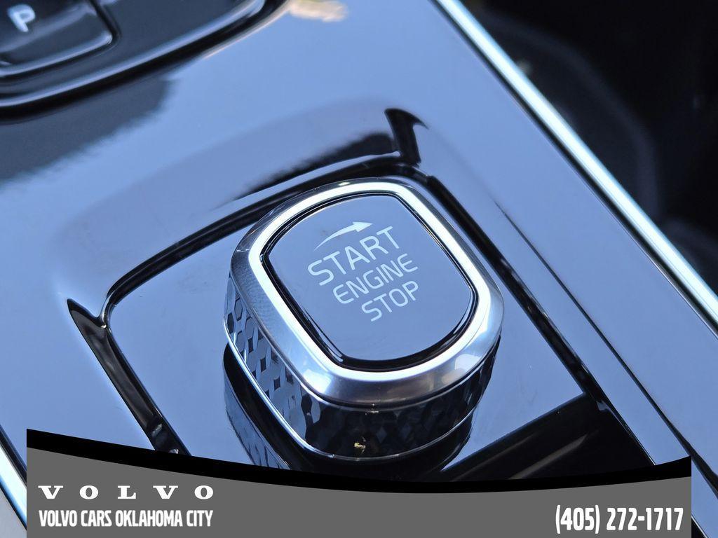 new 2026 Volvo XC90 car, priced at $78,890