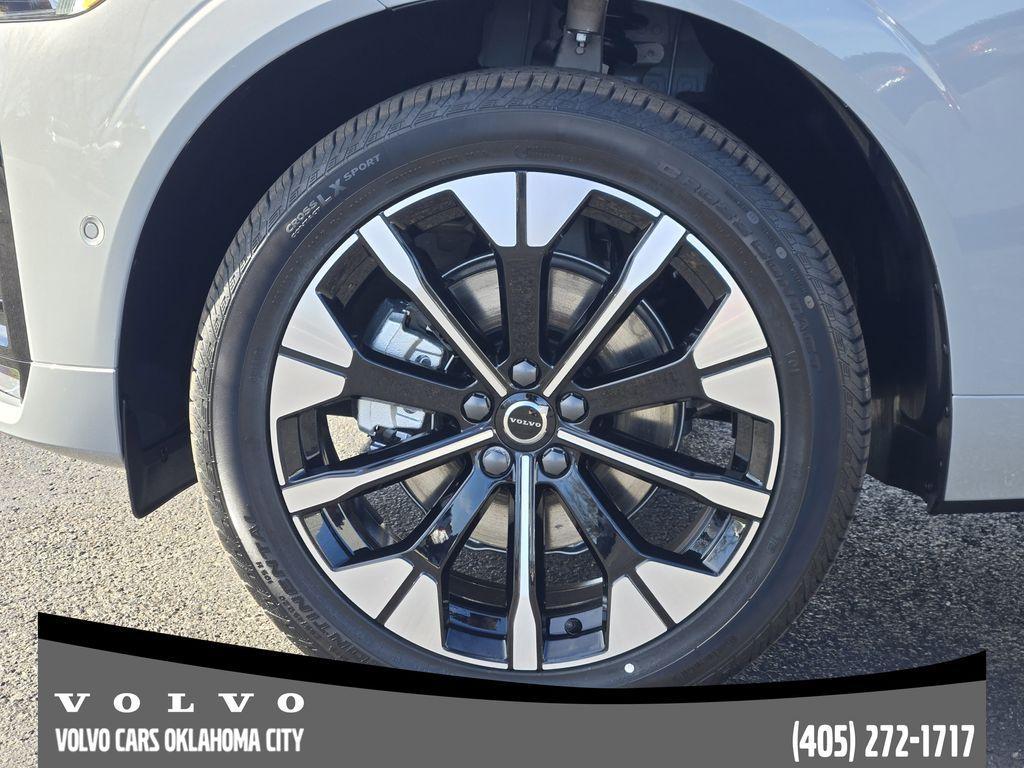 new 2026 Volvo XC60 car, priced at $57,985