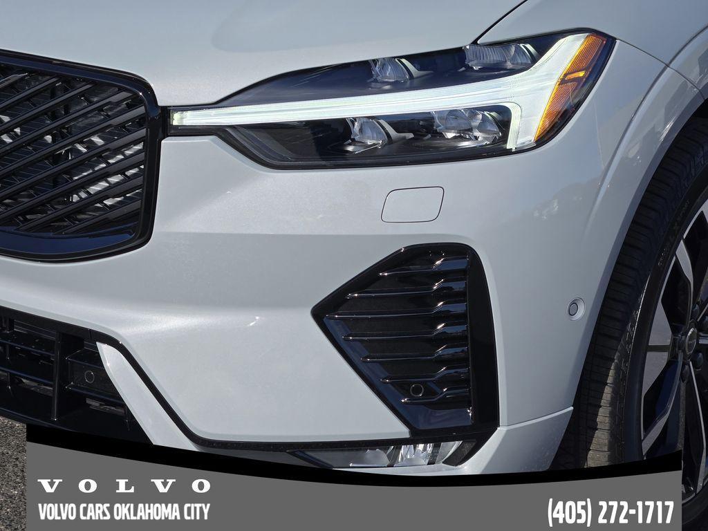 new 2026 Volvo XC60 car, priced at $57,985