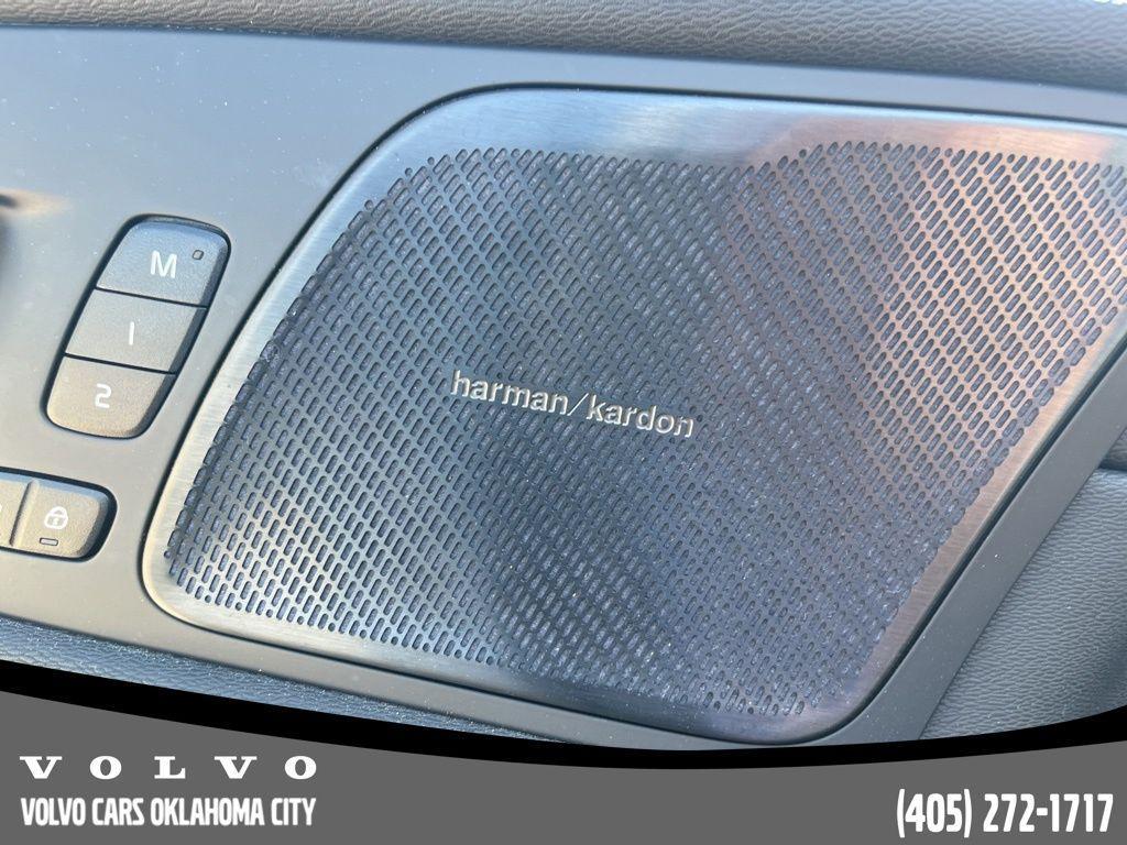 used 2023 Volvo XC60 car, priced at $34,900