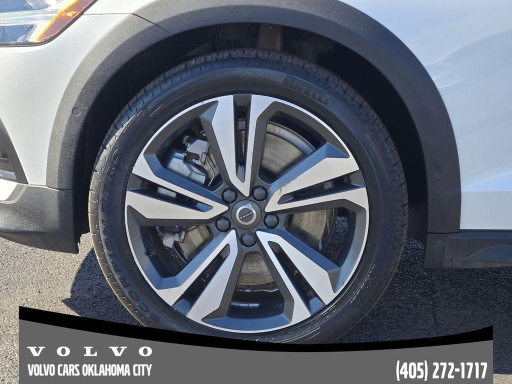 used 2024 Volvo V60 Cross Country car, priced at $31,500