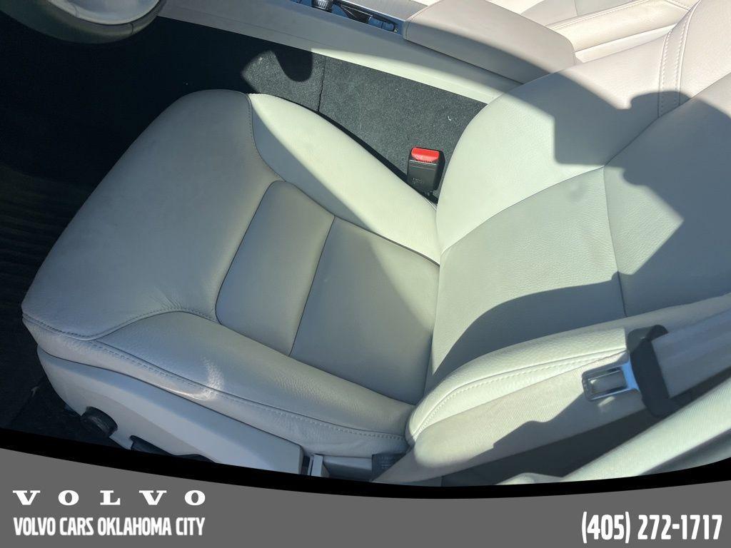 used 2024 Volvo V60 Cross Country car, priced at $32,000