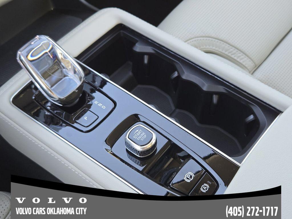 new 2026 Volvo XC90 car, priced at $76,570