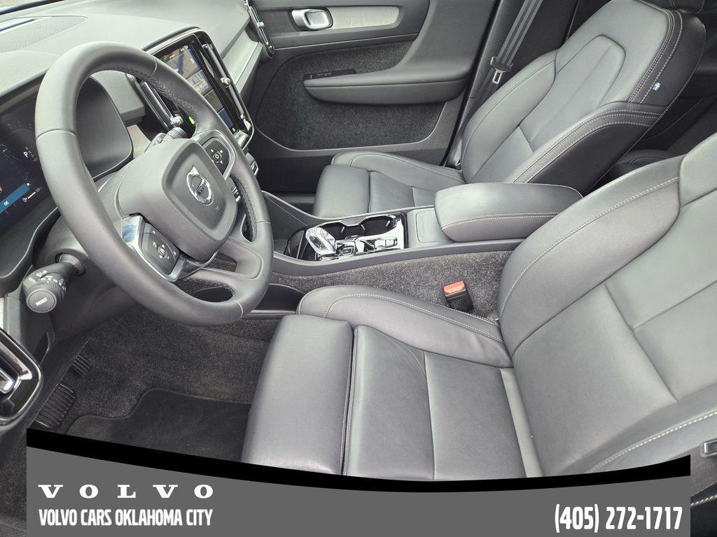 used 2025 Volvo XC40 car, priced at $30,400