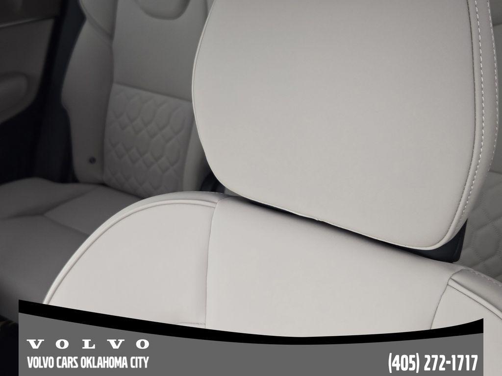 new 2026 Volvo XC90 Plug-In Hybrid car, priced at $82,394