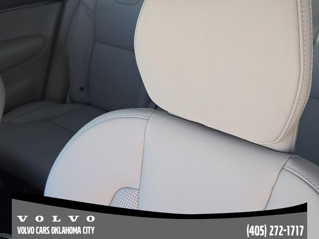 new 2026 Volvo XC90 car, priced at $76,570