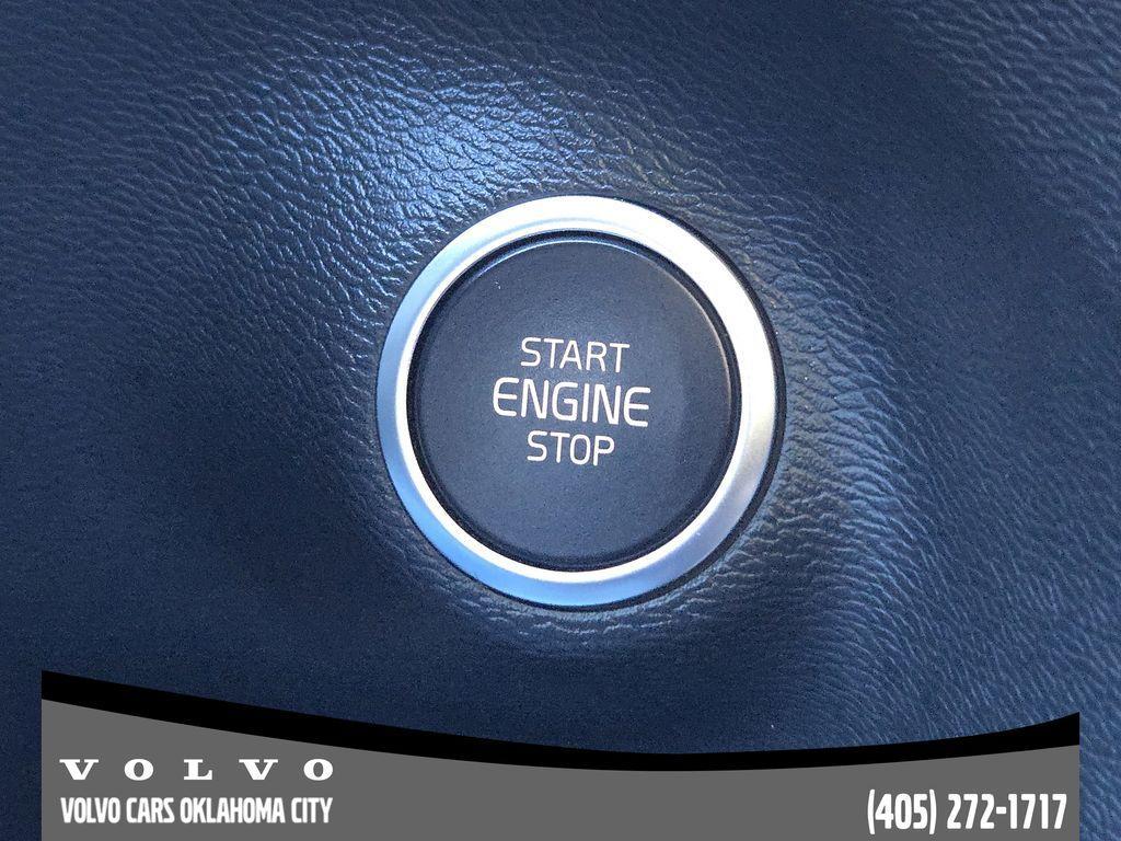 used 2025 Volvo XC40 car, priced at $31,500