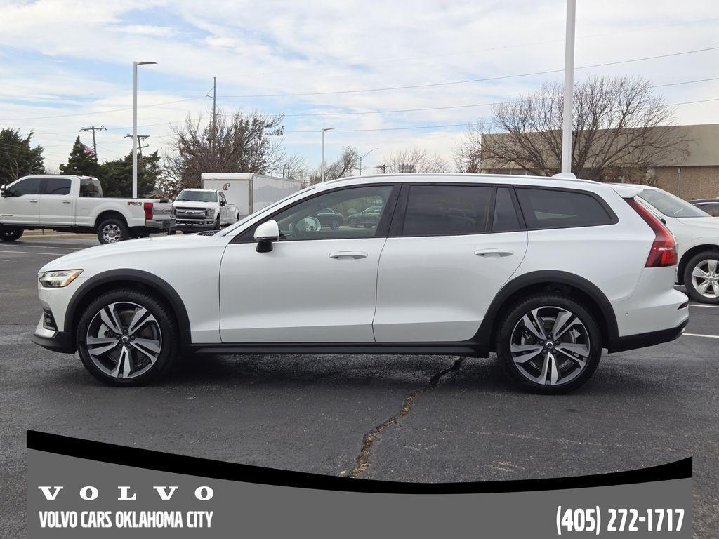 used 2025 Volvo V60 Cross Country car, priced at $38,900