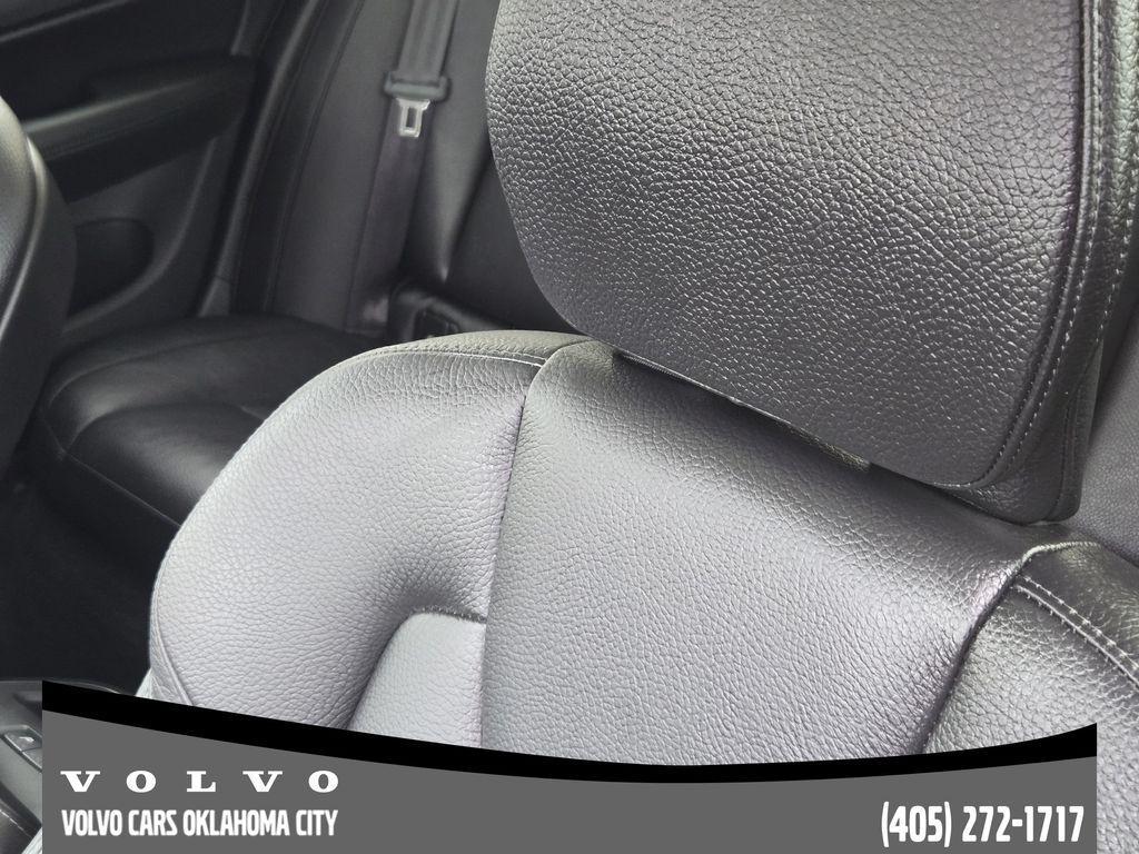 used 2025 Volvo V60 Cross Country car, priced at $38,900