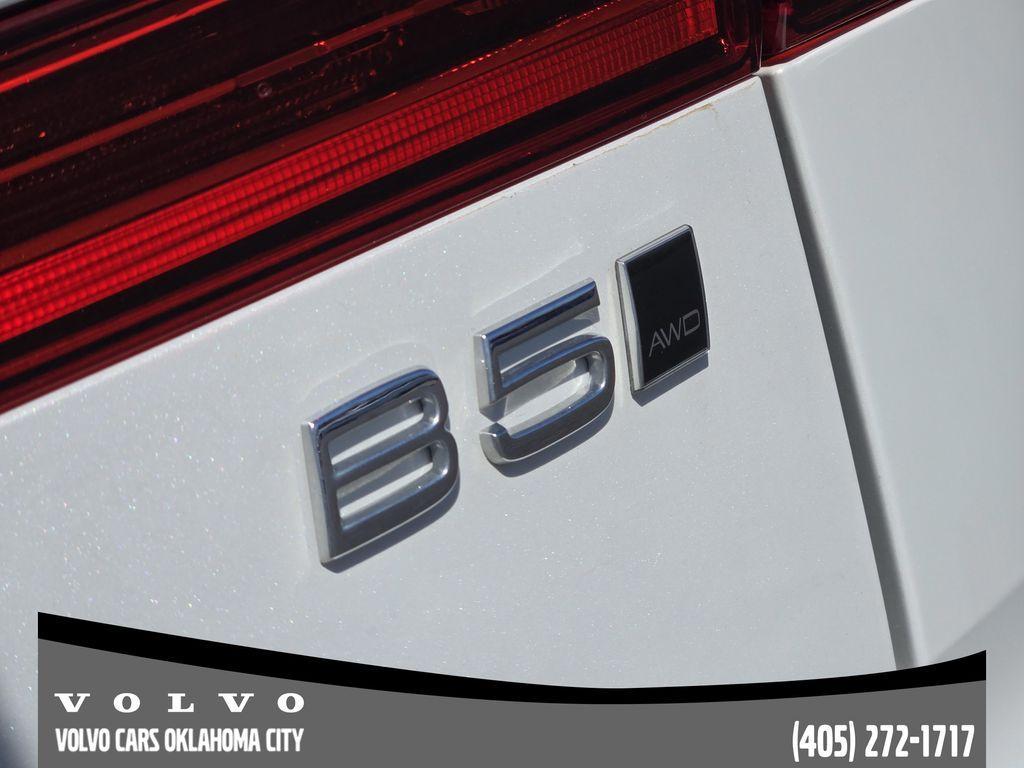 used 2025 Volvo XC60 car, priced at $39,500