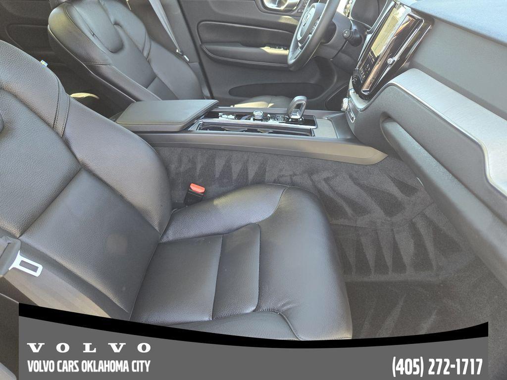 used 2025 Volvo XC60 car, priced at $39,500