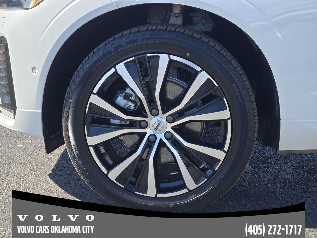 used 2025 Volvo XC60 car, priced at $39,500